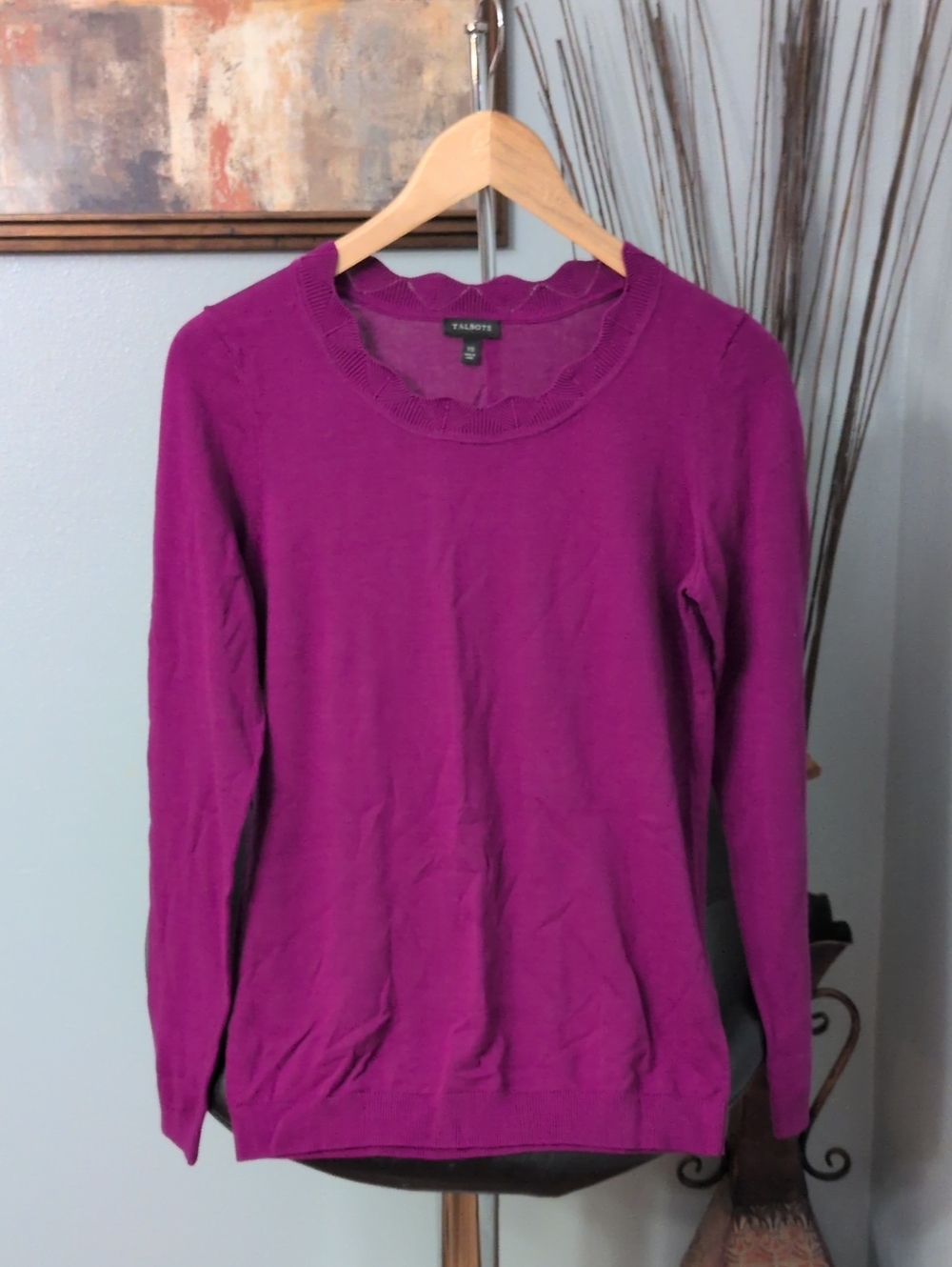 Talbots Vibrant Fuchsia Lightweight Crewneck Sweater with Scalloped Neck